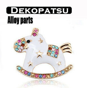 キラキラ スター・馬・ハンドメイドパーツ・アクセサリー・デコパーツ デコ電パーツ・金属カメリアパーツ ・1個