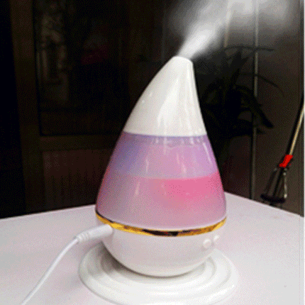 USB 車載 車用 卓上 ミニ超音波アロマ加湿器 しずく型 大容量250ml 7色変換LED付き ミストボックス 寝室 加湿機 乾燥対策 アロマディフューザー 対応 ディフューザー デスク ホテル 省エネ 静音