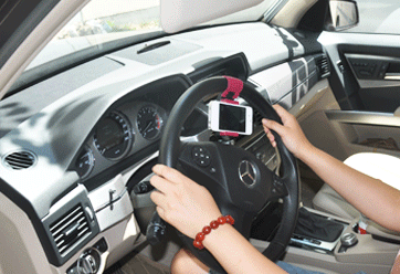 車載ホルダー ハンドル ゴム iPhone スマートフォン スマホホルダー 携帯ホルダー ステアリング ハンズフリー スマホスタンド 車グッズ　車載取付