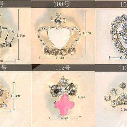 ネイル用パーツ メタルパーツ　ネイルアート　王冠　デコパーツ　カメリアパーツ　2個入