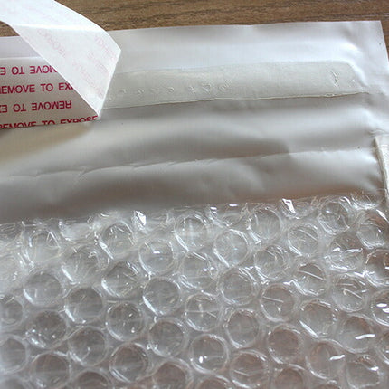 プチプチ封筒 S 内寸125ｘ180mm 20枚 テープ付き のり付き/発送用/緩衝材/封筒/エアパッキン/ポップエコ/ウィバッグ/軽量/包装資材/梱包資材/クッション封筒