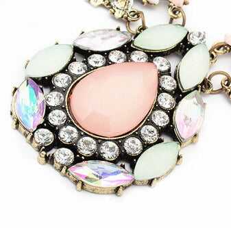 セール　付け襟　アンティークゴールド 　ピンク　カラストーン　ネックレス　つけえり　　チョーカー　結婚式 パーティーネックレス